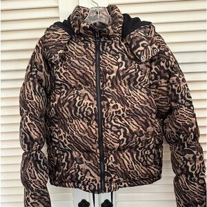 Good American Leopard Print Down Puffer Jacket